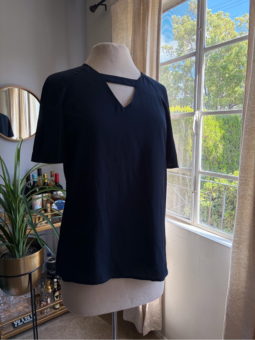 Banana Republic Black Short-Sleeve V-Keyhole Strap Blouse